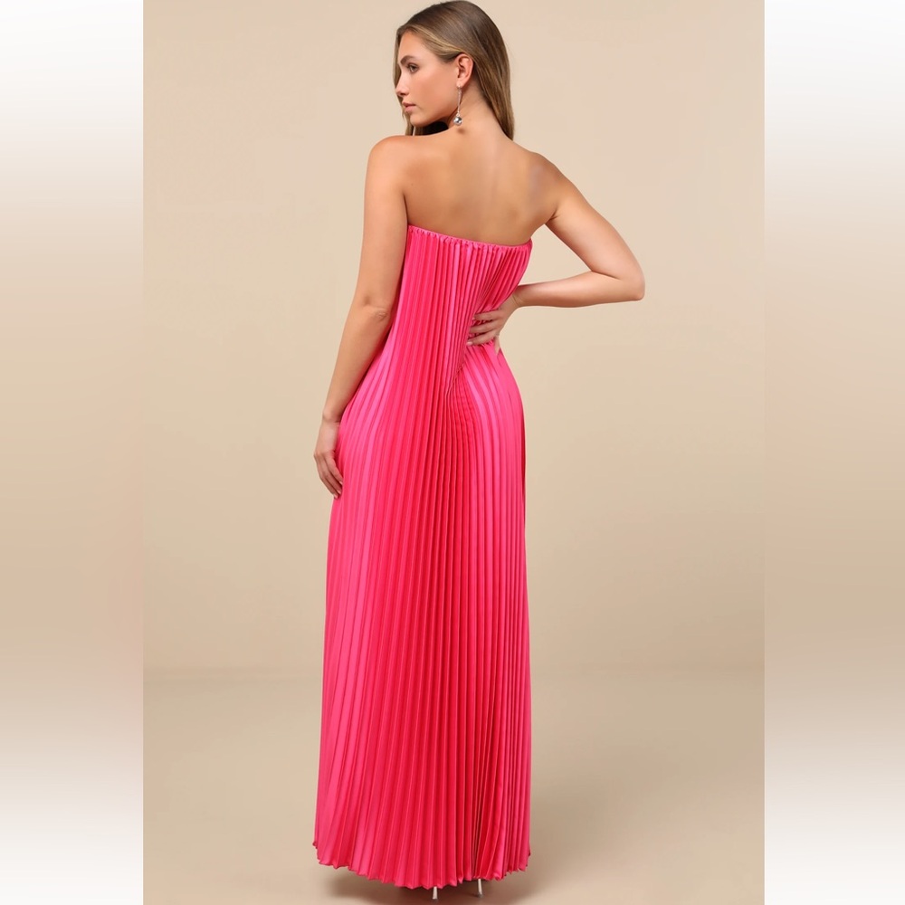 Divian Hot Pink Ombre Pleated Swing Maxi Dress - Picture 3 of 5